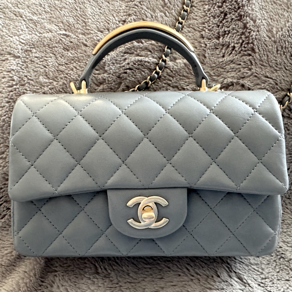 🖤SOLD🖤 Chanel Antique Gold Metal Logo Top Handle Mini Flapbag Grey